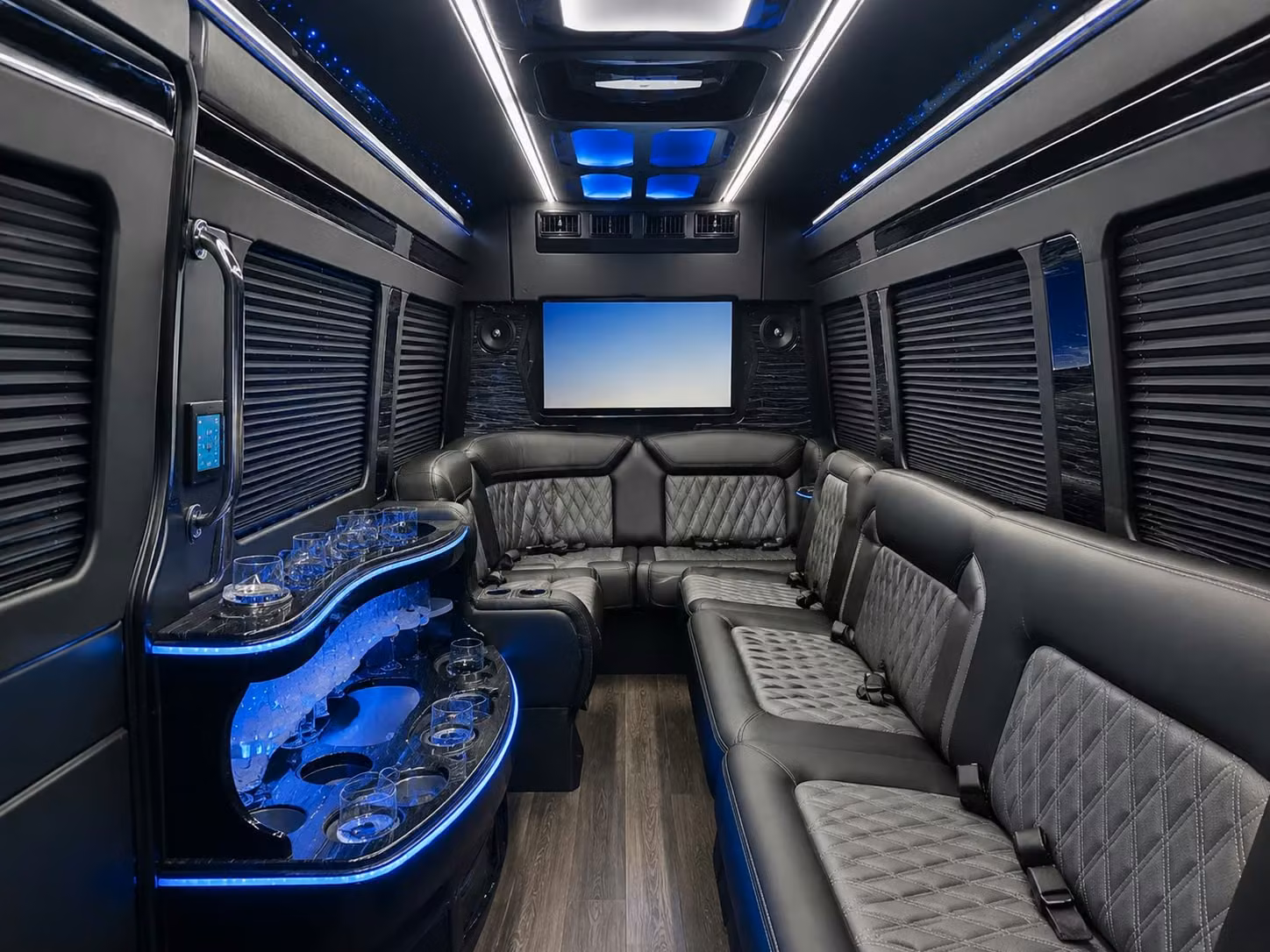 corporate group travel between eugene and portland international airport