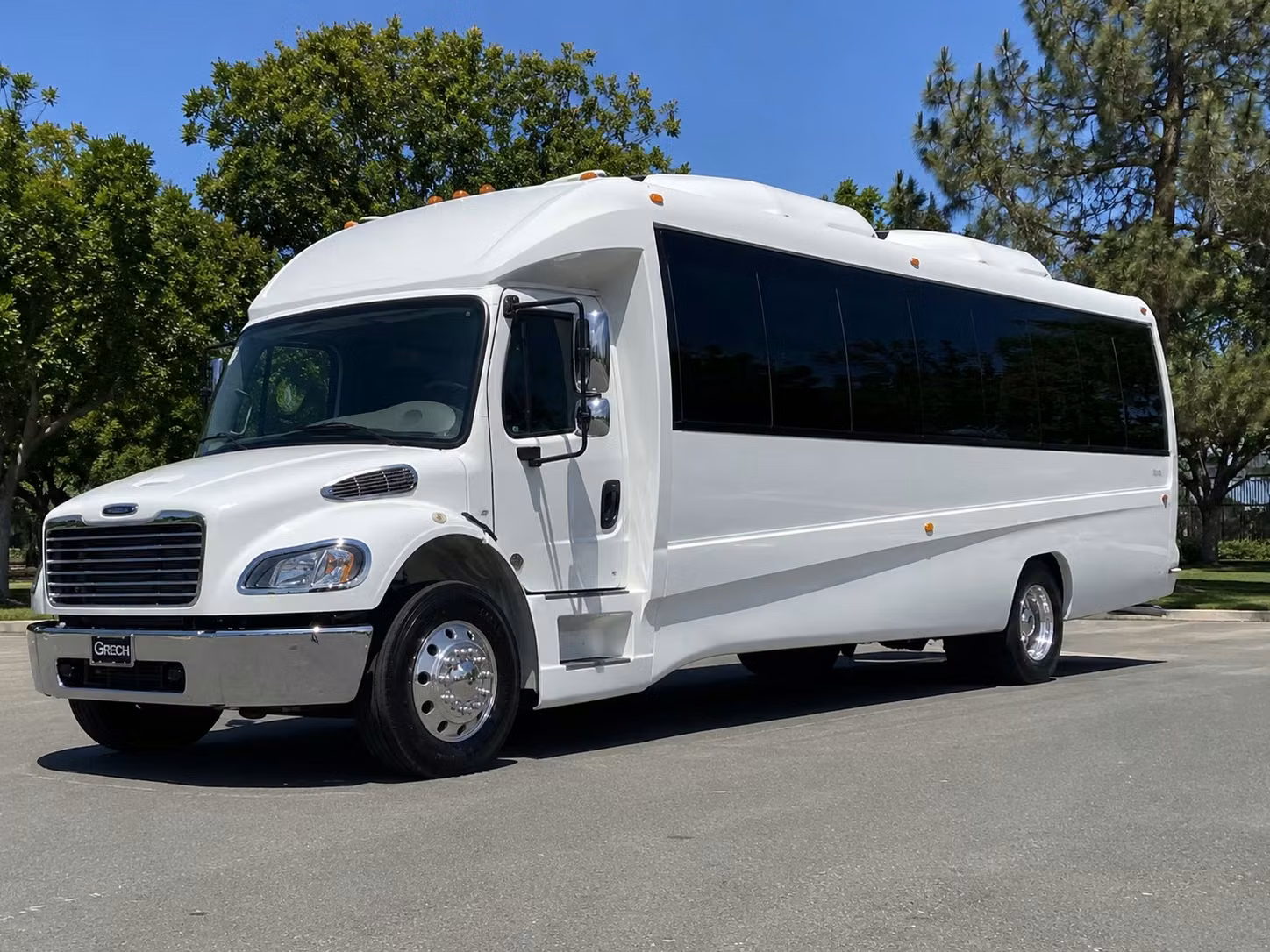 eugene prom party buses ride in style from pickup to last drop off