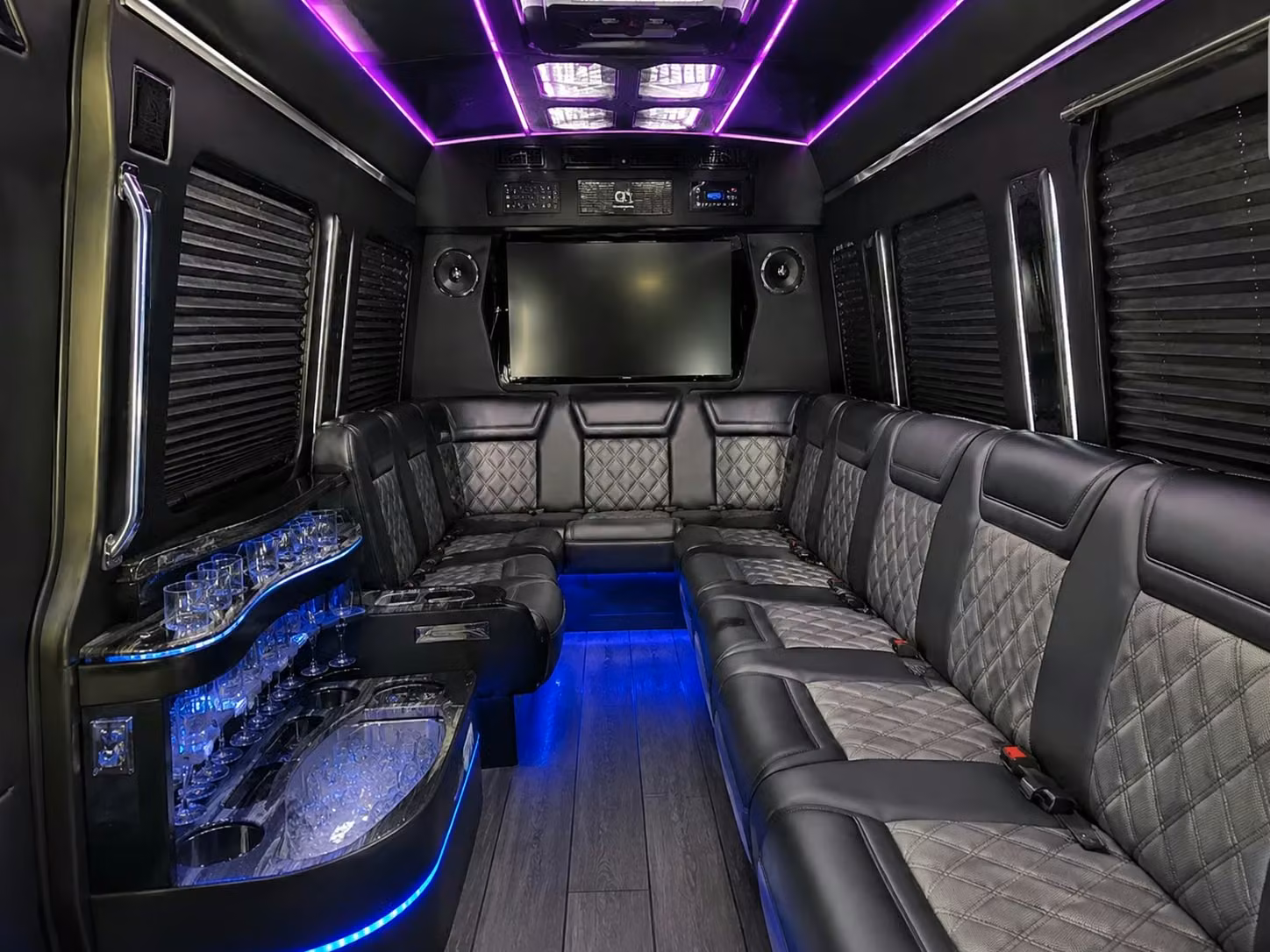 group airport transfers to eugene airport made simple for every arrival and departure